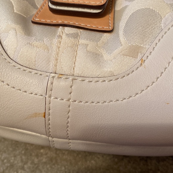 Coach bag with signature c design - Picture 3 of 5